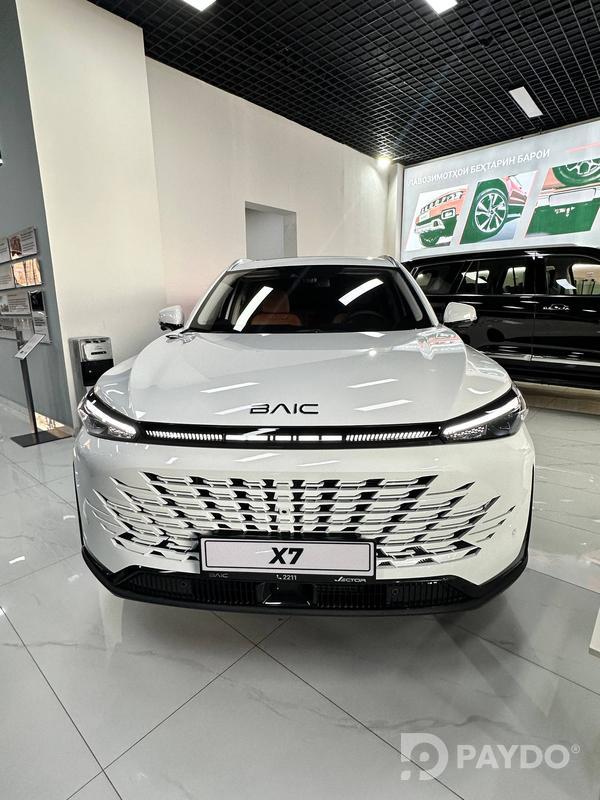 BAIC X75 • 2025 y • 1.5 l • Automatic • SUV 5-door • Front-wheel • Petrol