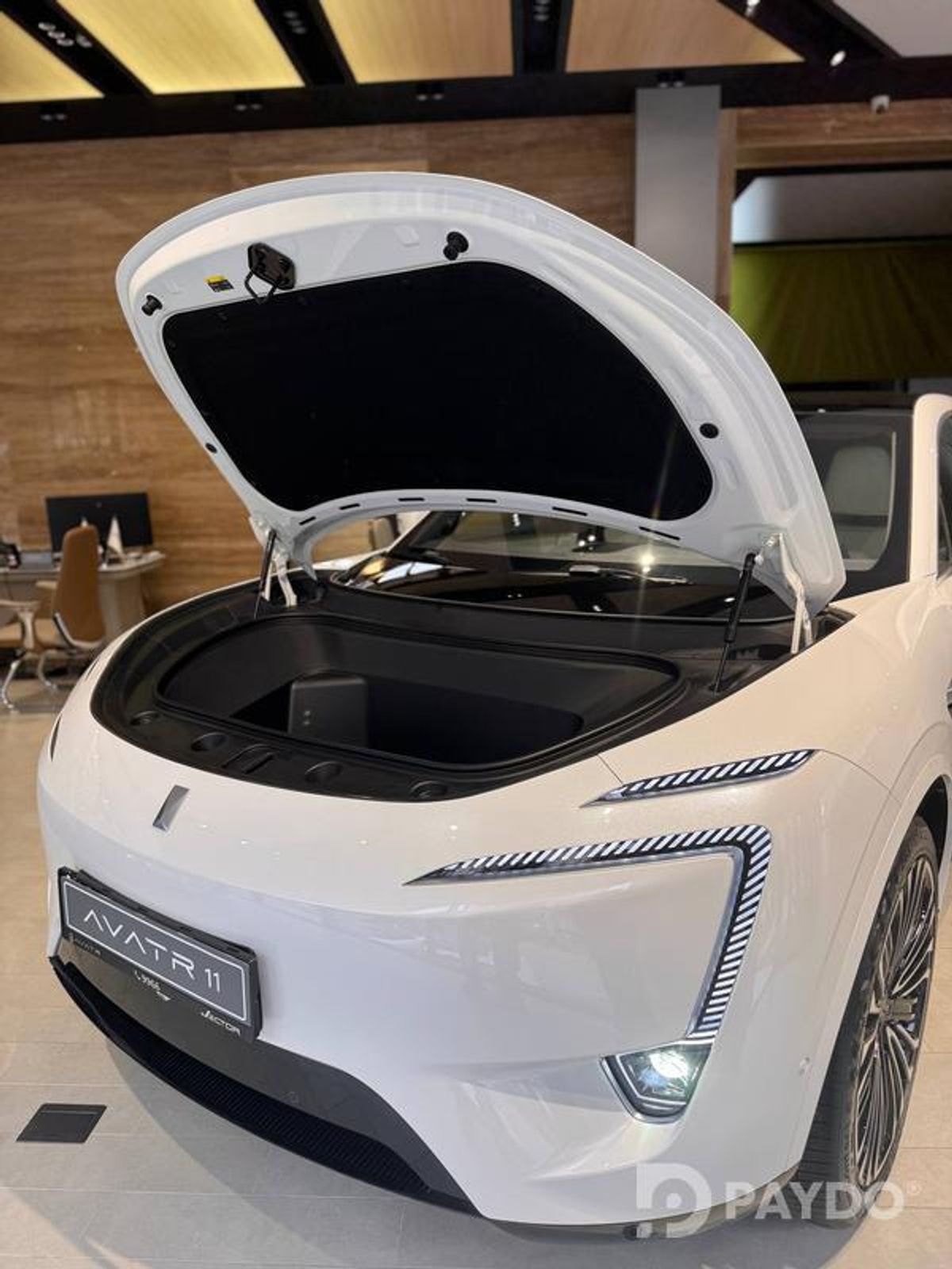 Avatr 11 • 2025 y • SUV 5-door • Electricity