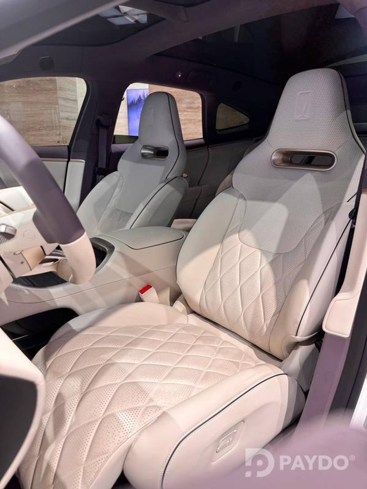 Avatr 11 • 2025 y • SUV 5-door • Electricity