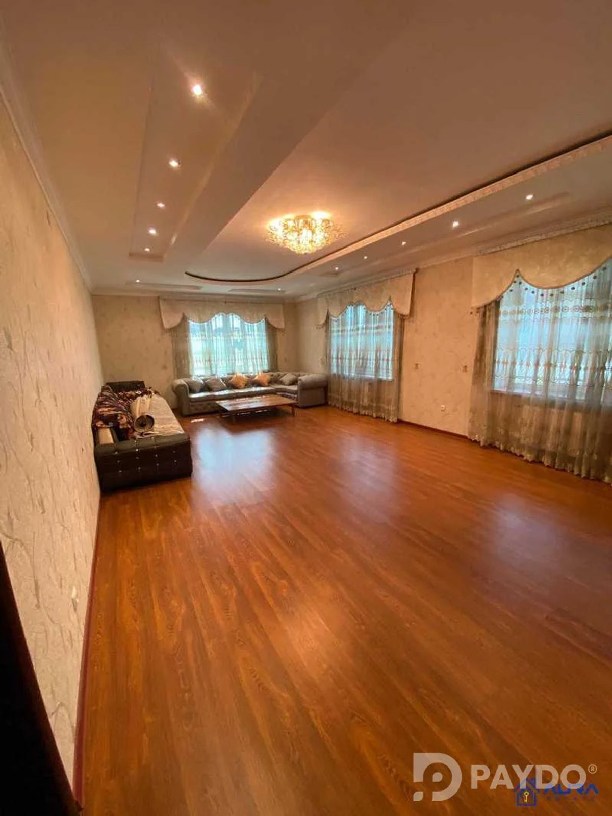 9-room • 4 floor house • Karobolo