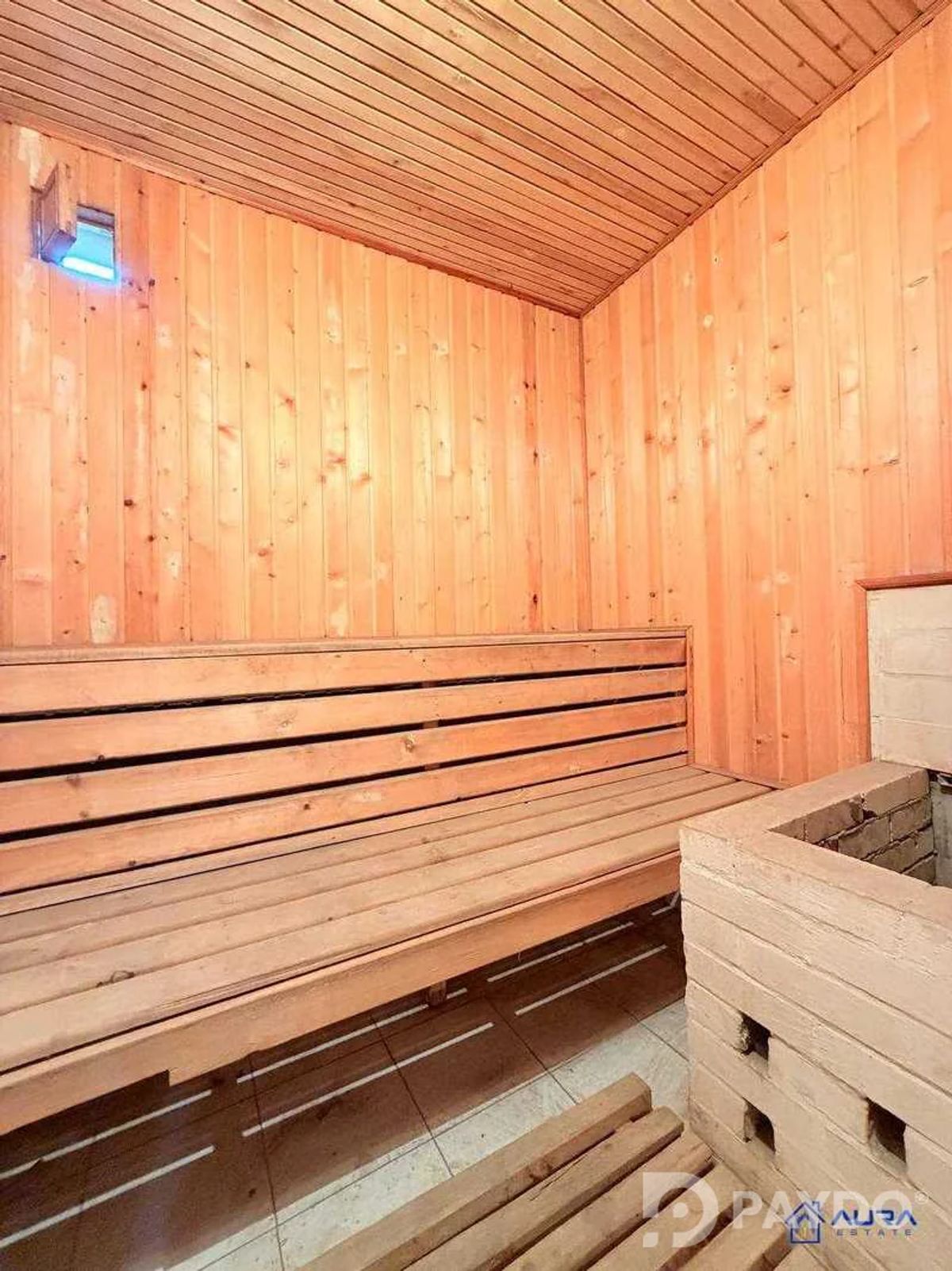 9-room • 4 floor house • Karobolo