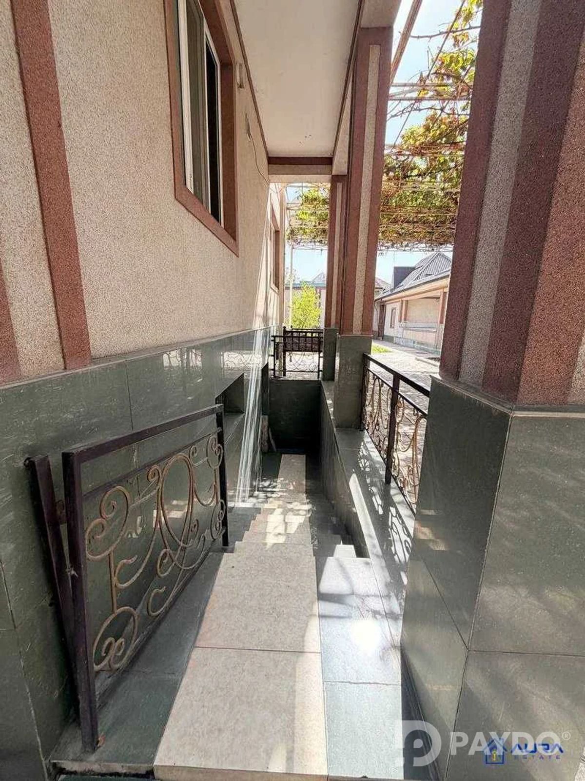 9-room • 4 floor house • Karobolo