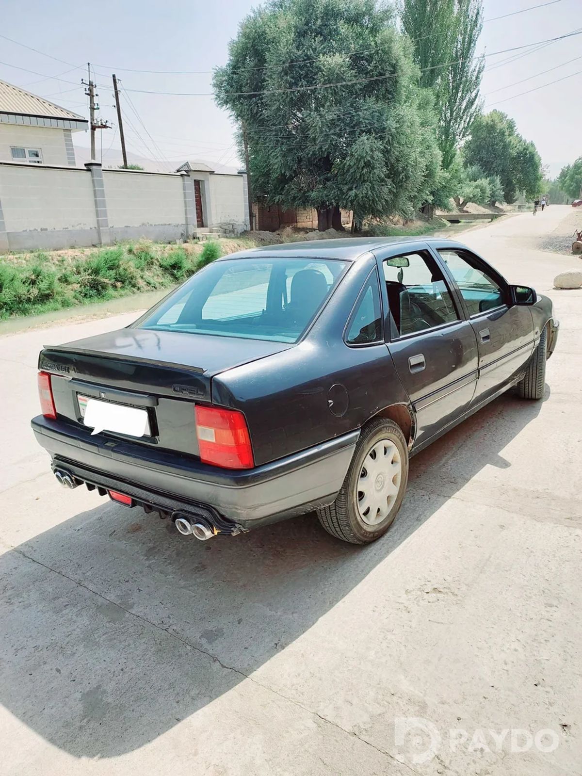Opel Vectra A • 1992 г • 1 л • Механика • Седан • Передний • Бензин