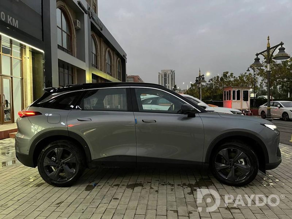 BAIC X55 • 2025 y • 1.5 l • Automated Manual • SUV 5-door • Front-wheel • Petrol