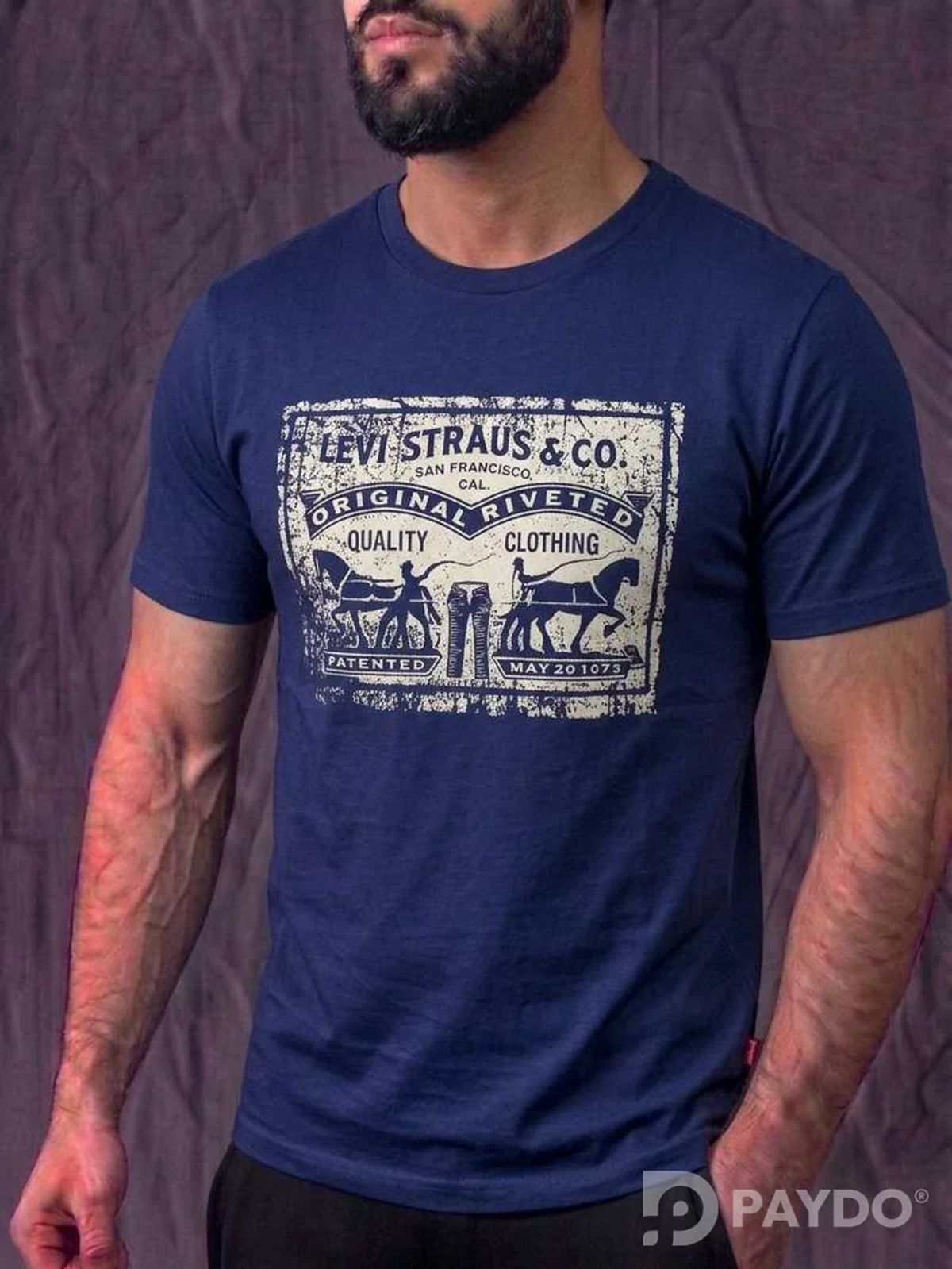 Футболка Levi's