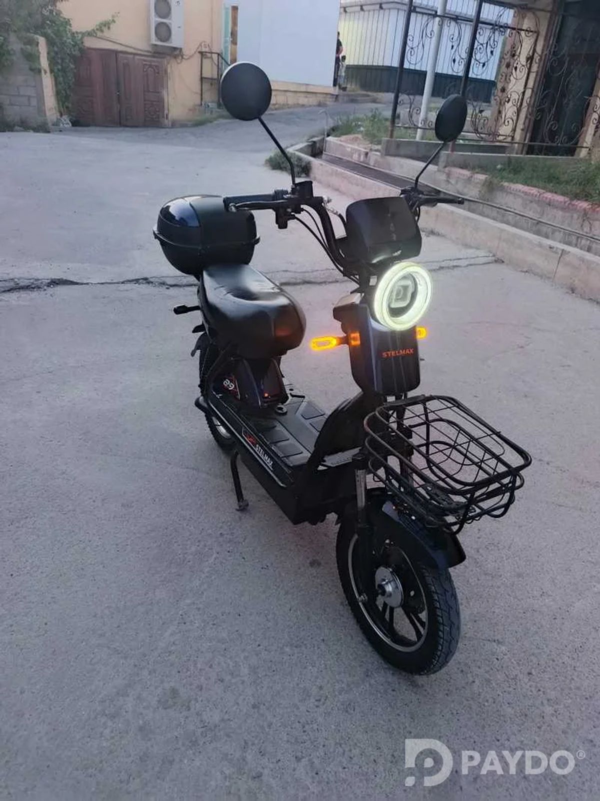 Scooter • Automatic