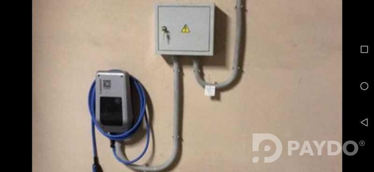 Услуги по установке зарядных устройств автомобилей