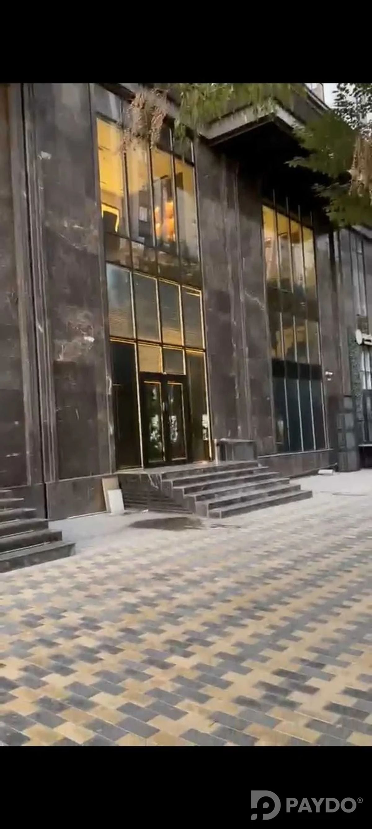 Помещение под свободное назначение • Кароболо